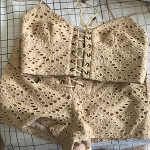 Jessie James decker kittenish size small